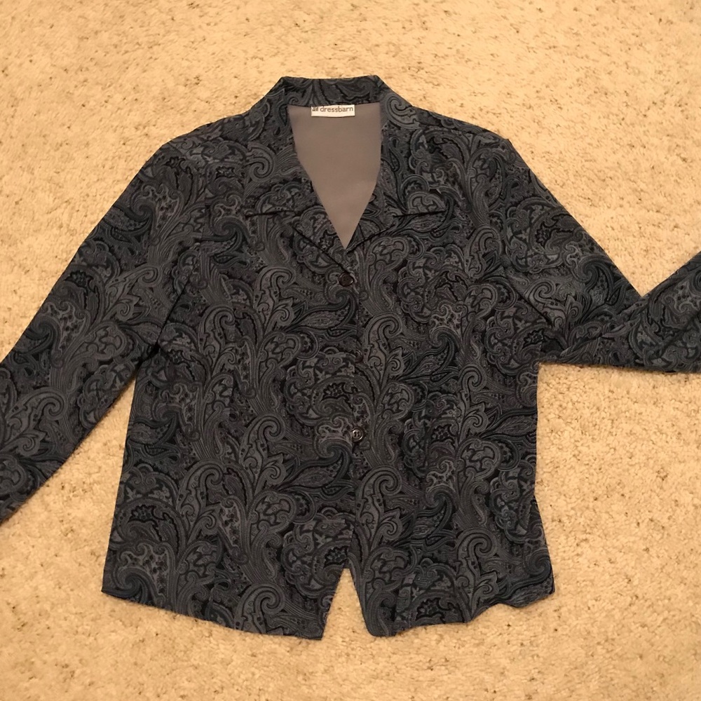 🌻🌻Dressbarn suede like button down top